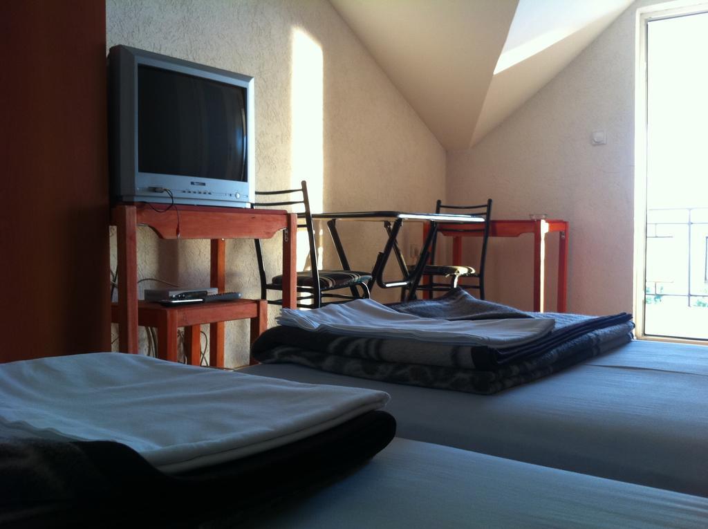 Guest House Lokoski Pestani Room photo