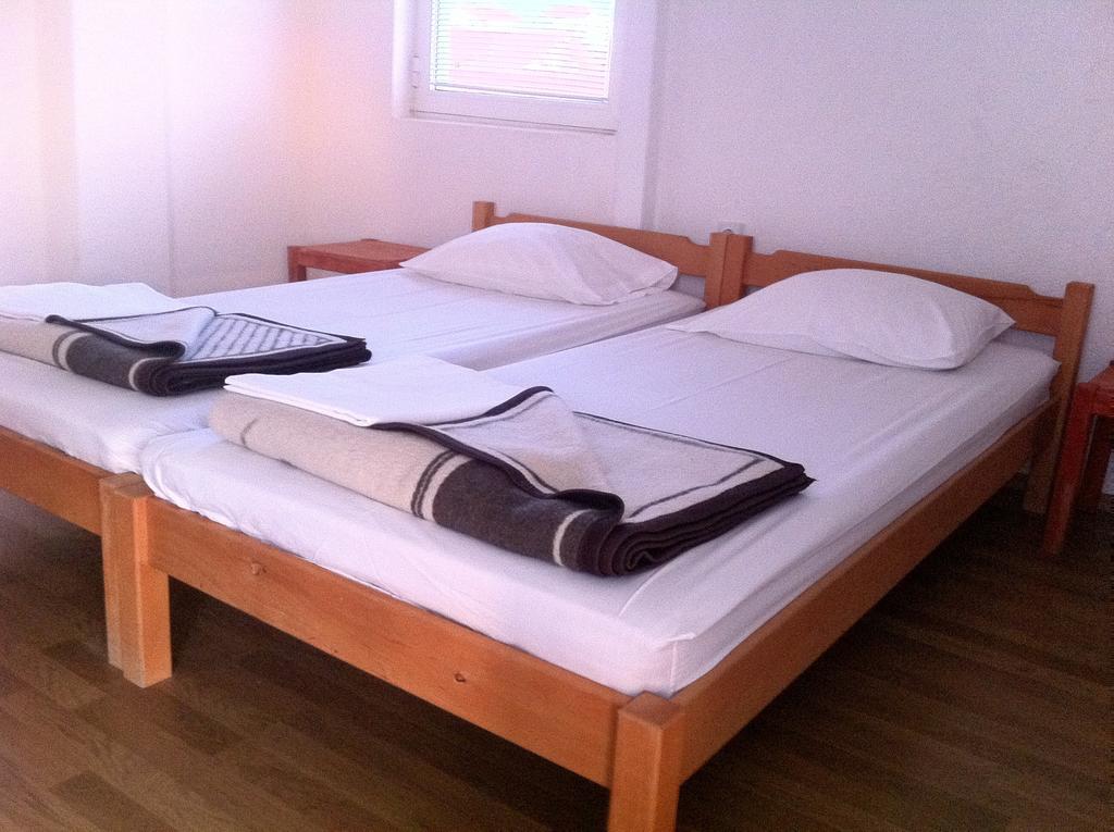 Guest House Lokoski Pestani Room photo